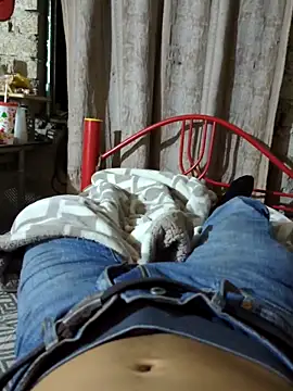 Snapshot of Amaimask2 chatting on November 4, 2025, 8:07 am Amaimask2 online show from November 4, 2025, 8:07 am