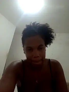 PrettahSantos online show from December 16, 2025, 7:18 pm