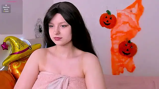 AishaAysitt online show from October 26, 2025, 3:18 am