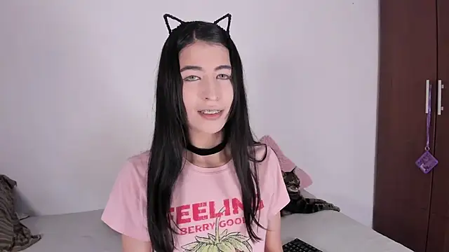 ScarlettRosetti online show from April 19, 2026, 3:51 am