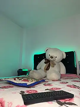 Linda rouse online show from November 25, 2025, 9:15 pm