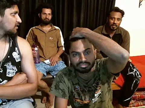 Snapshot of erectedroddd chatting on March 11, 2026, 3:17 pm erectedroddd online show from March 11, 2026, 3:17 pm