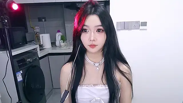 Miao-Maimiao online show from October 8, 2025, 2:40 pm