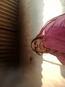 Snapshot of Cuty_sunena chatting on November 13, 2025, 2:37 am Cuty sunena online show from November 13, 2025, 2:37 am