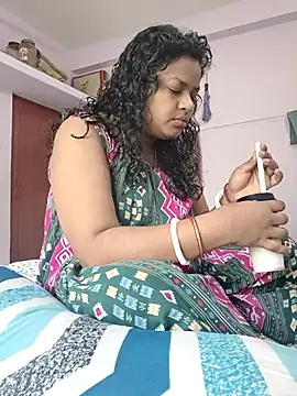 Snapshot of Deborbhavi222 chatting on April 7, 2026, 8:38 am Deborbhavi222 online show from April 7, 2026, 8:38 am