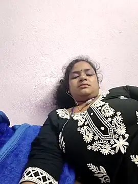 Snapshot of Deborbhavi222 chatting on December 21, 2025, 3:57 pm Deborbhavi222 online show from December 21, 2025, 3:57 pm