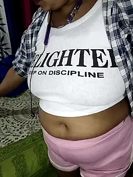 Snapshot of Deborbhavi222 chatting on December 5, 2025, 12:48 pm Deborbhavi222 online show from December 5, 2025, 12:48 pm