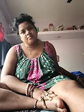 Snapshot of Deborbhavi222 chatting on March 7, 2026, 10:32 am Deborbhavi222 online show from March 7, 2026, 10:32 am