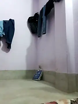 Snapshot of Deborbhavi222 chatting on September 21, 2025, 2:44 pm Deborbhavi222 online show from September 21, 2025, 2:44 pm