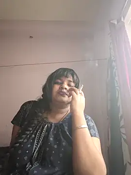 Snapshot of Deborbhavi222 chatting on February 4, 2026, 10:10 am Deborbhavi222 online show from February 4, 2026, 10:10 am