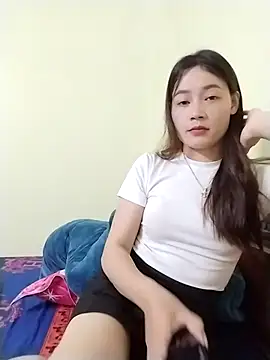 dorothyxx online show from May 10, 2026, 11:36 am