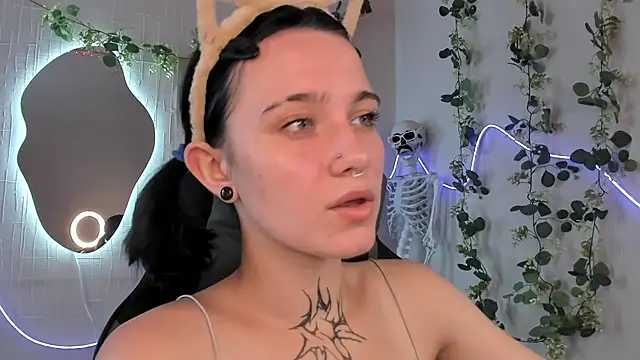Elastikisss online show from July 6, 2026, 5:47 am