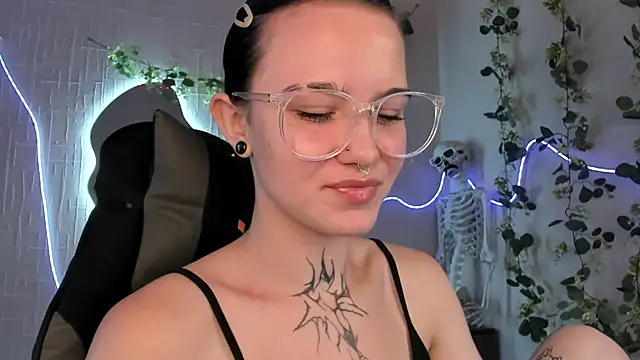 Elastikisss online show from July 30, 2026, 11:31 am