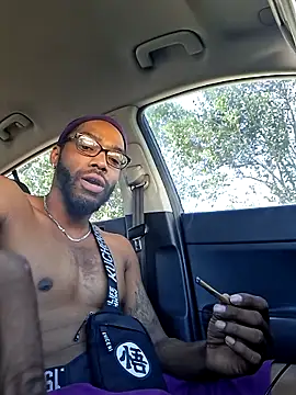 214KingLonggg online show from March 12, 2026, 10:14 pm