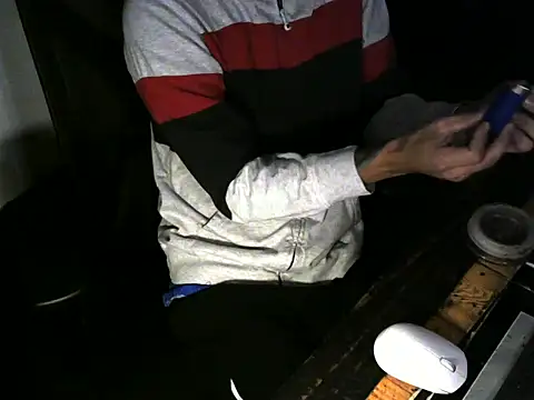 Snapshot of VikernesCam chatting on September 28, 2025, 2:18 am VikernesCam online show from September 28, 2025, 2:18 am