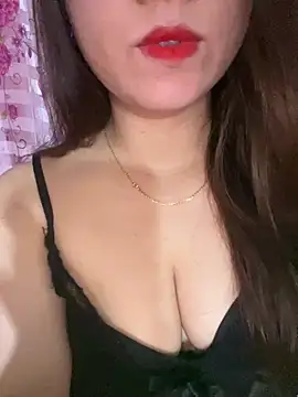 Lusi-sexy online show from July 18, 2026, 1:36 am
