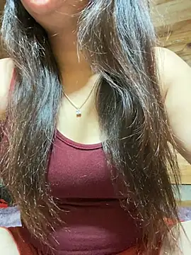 violet-00 online show from July 5, 2026, 1:10 am