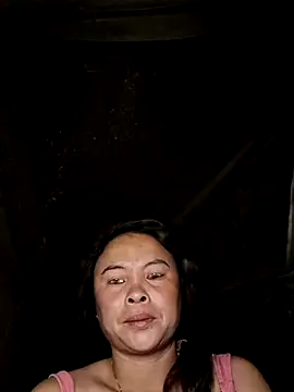 xuxulovezz online show from October 24, 2025, 9:03 pm