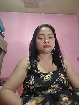 radiantbloom online show from January 13, 2026, 2:48 am