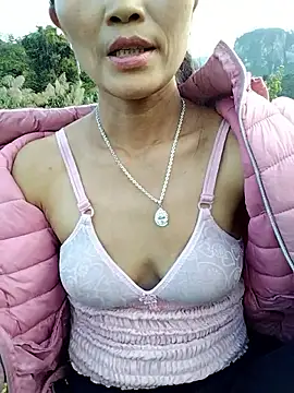 abigail-00 online show from December 14, 2025, 8:09 am