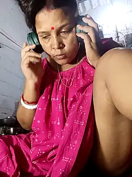 Snapshot of reya743 chatting on October 9, 2025, 5:30 am reya743 online show from October 9, 2025, 5:30 am