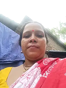 reya743 online show from November 6, 2025, 5:33 am