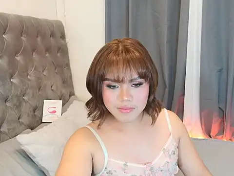 Snapshot of yayakashuu chatting on October 23, 2025, 1:54 pm yayakashuu online show from October 23, 2025, 1:54 pm