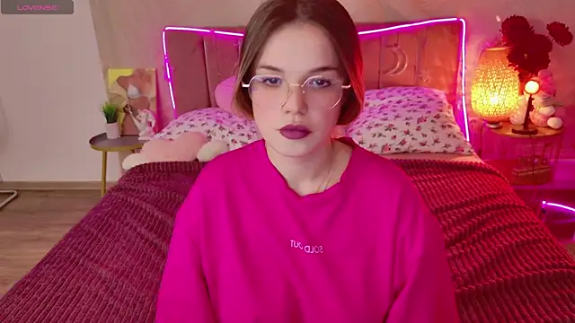 KellyHayden online show from February 14, 2026, 5:46 pm