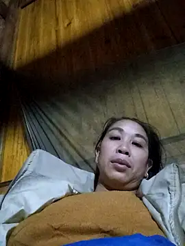 Snapshot of vtmbae chatting on February 20, 2026, 6:32 pm vtmbae online show from February 20, 2026, 6:32 pm