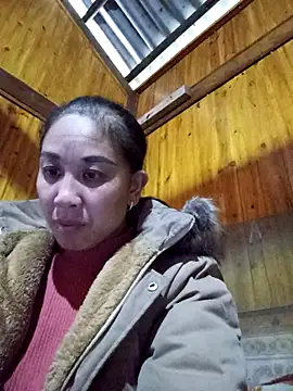 Snapshot of vtmbae chatting on February 15, 2026, 2:01 am vtmbae online show from February 15, 2026, 2:01 am