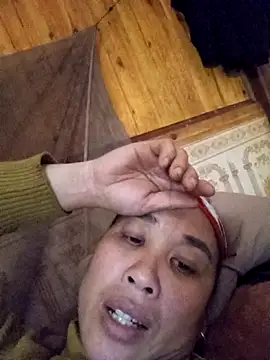 Snapshot of vtmbae chatting on February 24, 2026, 5:19 am vtmbae online show from February 24, 2026, 5:19 am