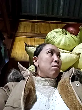 Snapshot of vtmbae chatting on February 8, 2026, 12:36 pm vtmbae online show from February 8, 2026, 12:36 pm