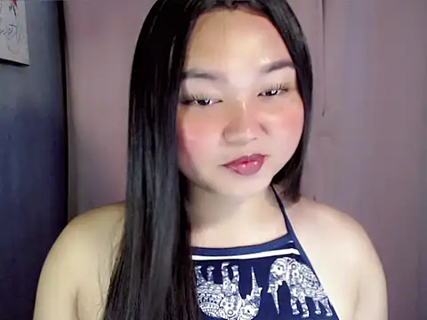 Eyes-on-me online show from July 26, 2026, 5:03 am