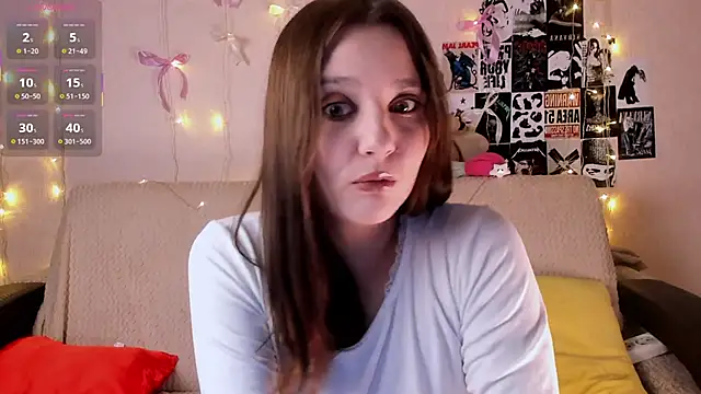 Elle wooods online show from December 4, 2025, 12:04 pm