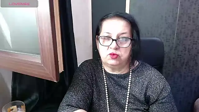 MissSanjanne online show from July 24, 2026, 8:38 pm