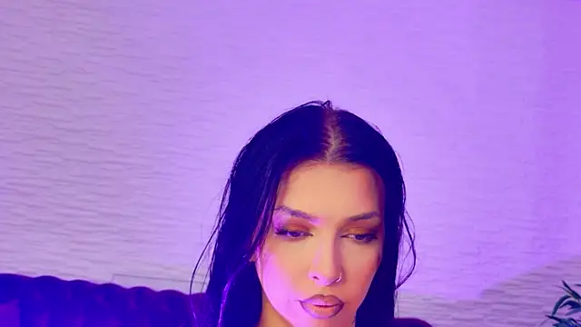 MeganSin  online show from January 15, 2026, 5:44 am