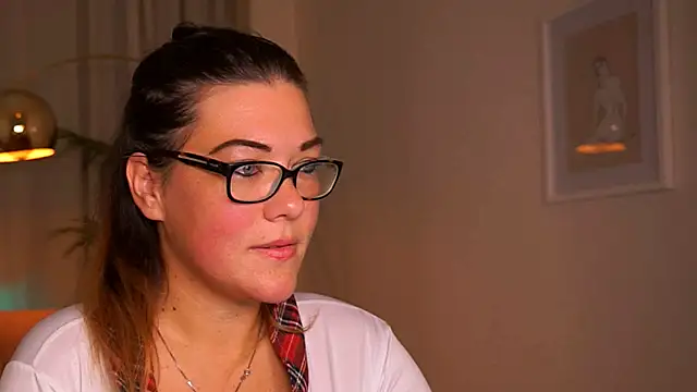 mrs fllowerr online show from October 23, 2025, 5:11 pm