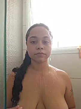 sweetamy326 online show from July 4, 2026, 12:21 pm