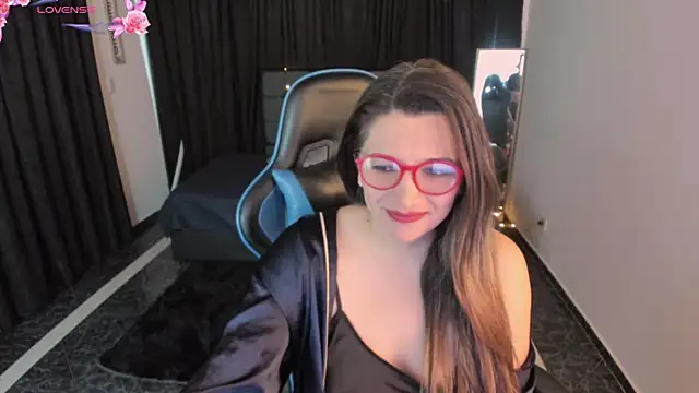 Hanna MA online show from October 24, 2025, 2:27 pm