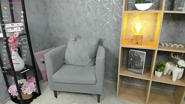 ElenoreReth online show from November 19, 2025, 2:11 am