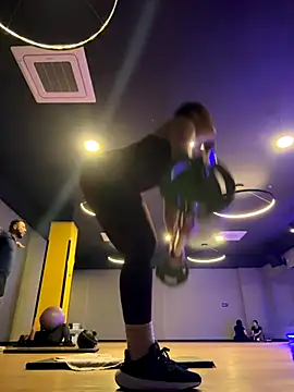 Anavalle online show from November 20, 2025, 6:30 pm