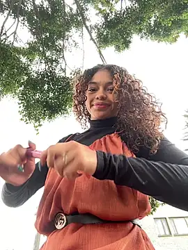 Snapshot of PrettyLia chatting on February 15, 2026, 7:57 pm PrettyLia online show from February 15, 2026, 7:57 pm