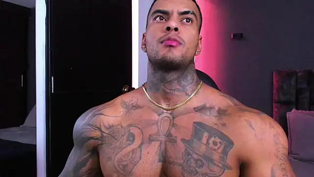 Snapshot of binmontana_ chatting on February 28, 2026, 8:30 pm binmontana online show from February 28, 2026, 8:30 pm