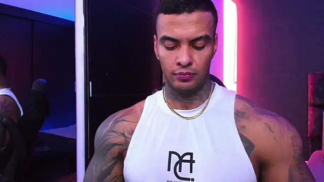 Snapshot of binmontana_ chatting on February 4, 2026, 8:15 pm binmontana online show from February 4, 2026, 8:15 pm