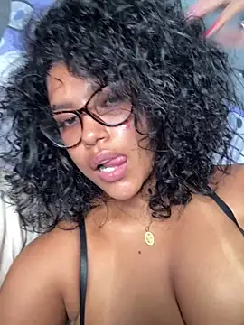 miiabrown18 online show from November 7, 2025, 12:10 pm