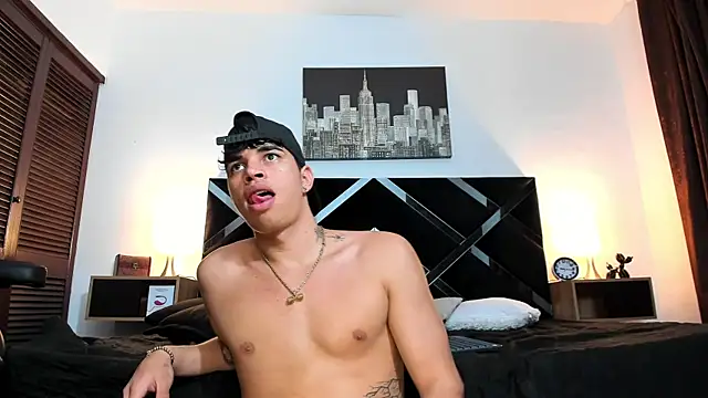 Snapshot of iammariano chatting on April 11, 2026, 7:45 am iammariano online show from April 11, 2026, 7:45 am