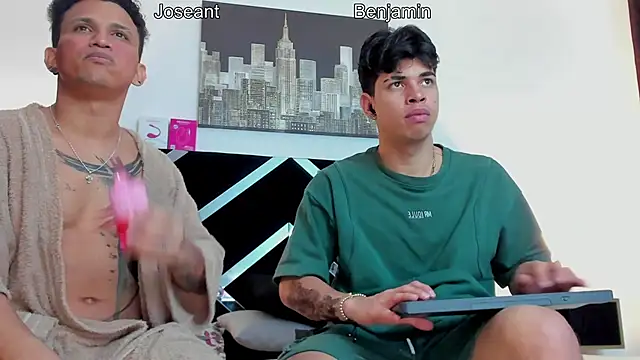 Snapshot of iammariano chatting on March 11, 2026, 3:44 am iammariano online show from March 11, 2026, 3:44 am