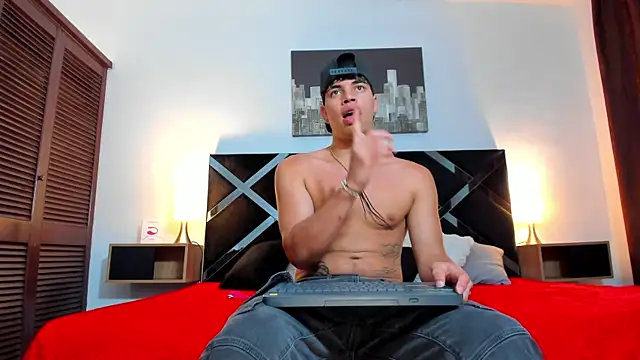 Snapshot of iammariano chatting on March 31, 2026, 2:57 am iammariano online show from March 31, 2026, 2:57 am