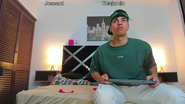 Snapshot of iammariano chatting on March 21, 2026, 2:57 am iammariano online show from March 21, 2026, 2:57 am