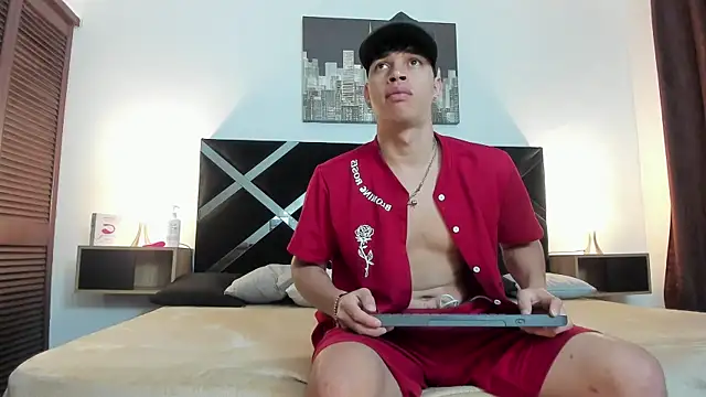 Snapshot of iammariano chatting on April 1, 2026, 3:19 am iammariano online show from April 1, 2026, 3:19 am